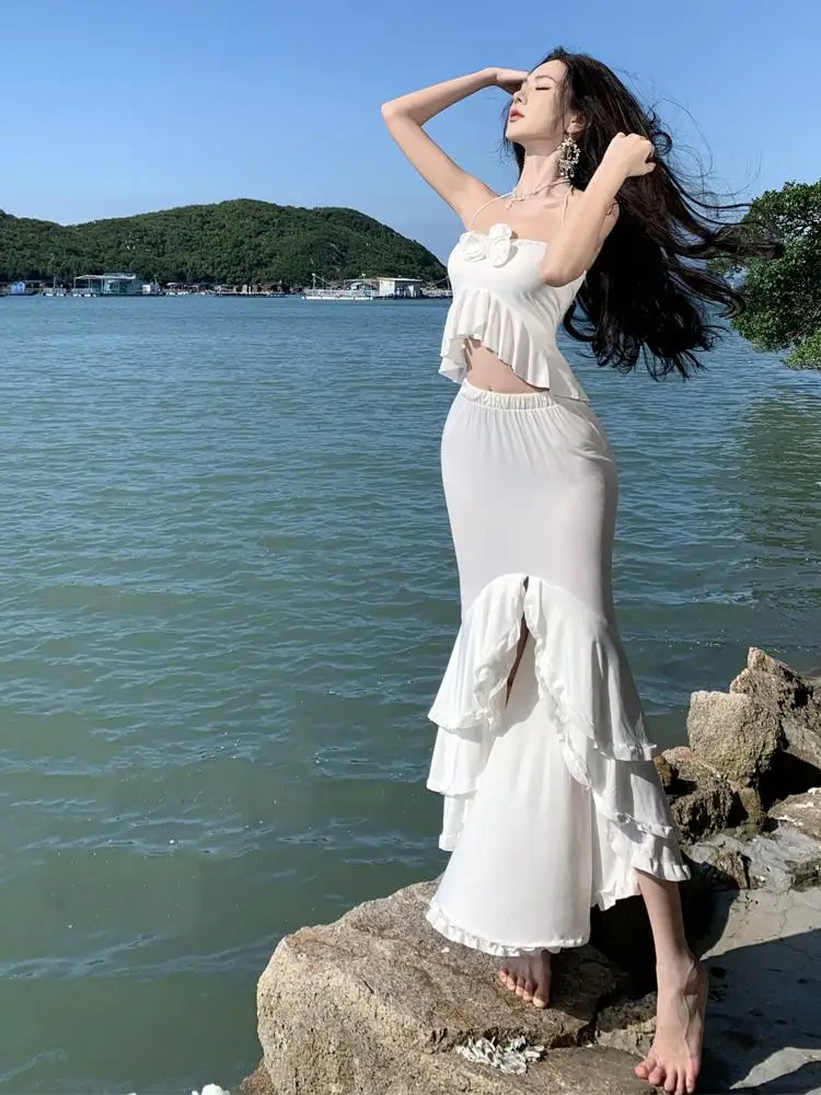 Summer French Women's White Sexy Club Sleeveless Halter Lace-up Short Tops + High Waist Ruffles Pleated Long Skirt Two-piece Set
Summer French Women's White Sexy Club Sleeveless Halter Lace-up Short Tops + High Waist Ruffles Pleated Long Skirt Two-piece Set