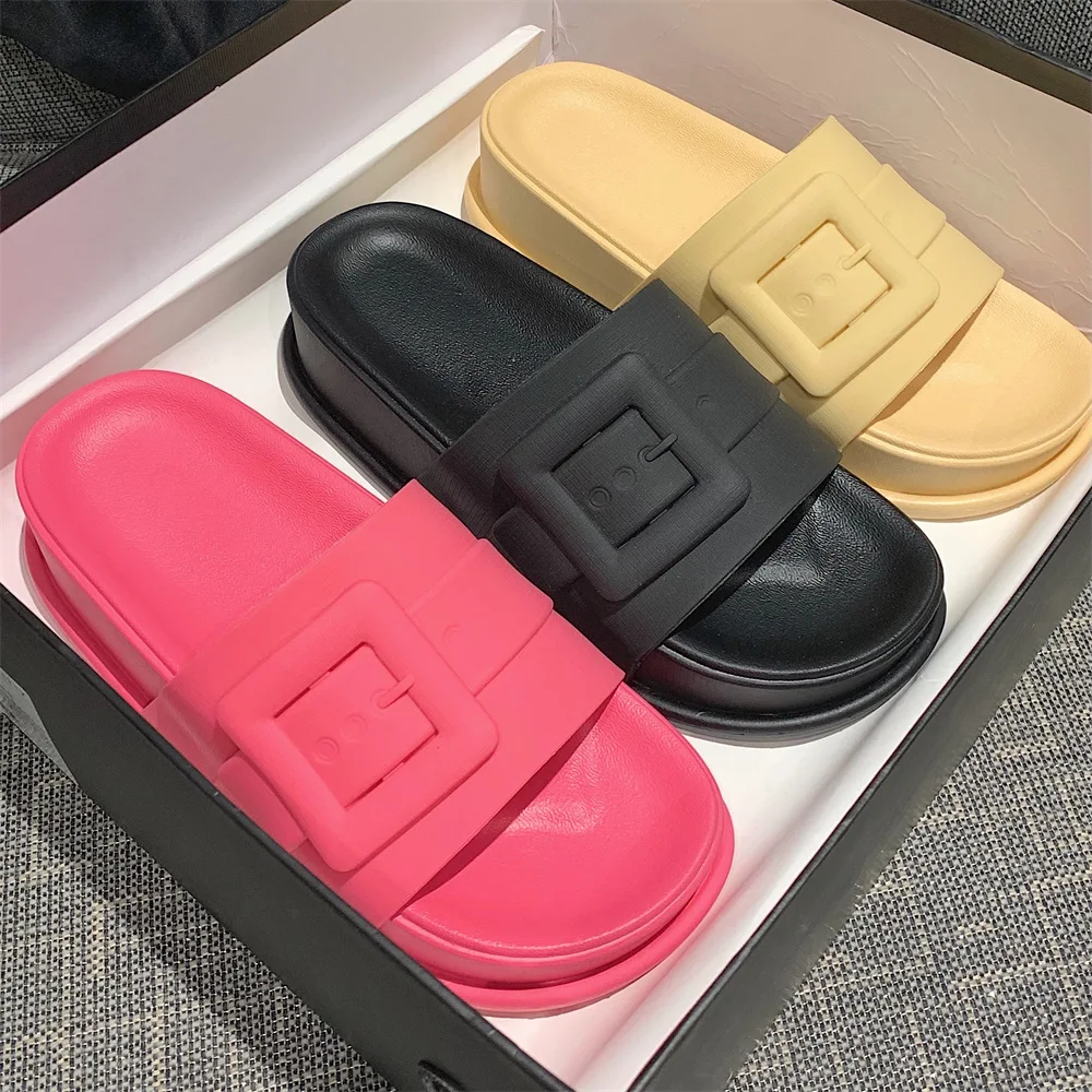 Women's summer fashion simple solid color square buckle slippers outdoor non-slip beach sandals new casual platform shoes
Women's summer fashion simple solid color square buckle slippers outdoor non-slip beach sandals new casual platform shoes
