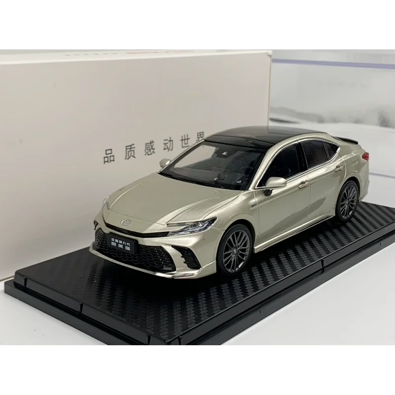Литой под давлением масштаб 1:30, 7-е поколение CAMRY, имитация сплава, модель автомобиля, коллекция украшений, праздничный подарок, игрушка, статический дисплей
Литой под давлением масштаб 1:30, 7-е поколение CAMRY, имитация сплава, модель автомобиля, коллекция украшений, праздничный подарок, игрушка, статический дисплей