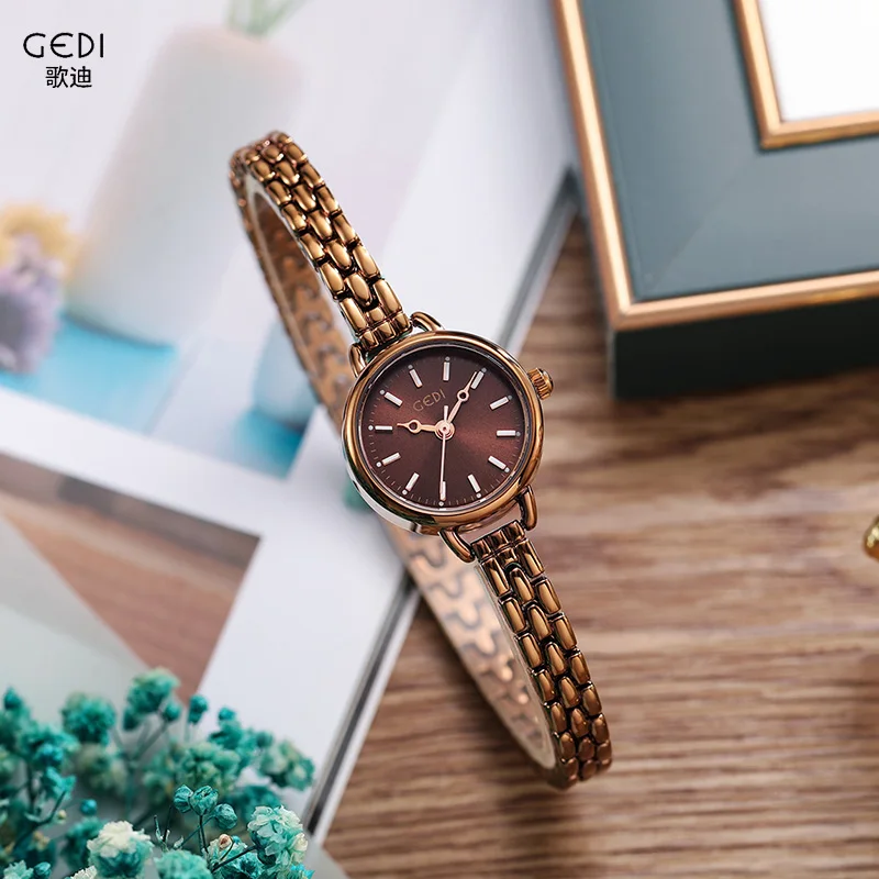 Women's simple Korean style high-value thin strap alloy waterproof quartz watch student high-end bracelet watch
Women's simple Korean style high-value thin strap alloy waterproof quartz watch student high-end bracelet watch