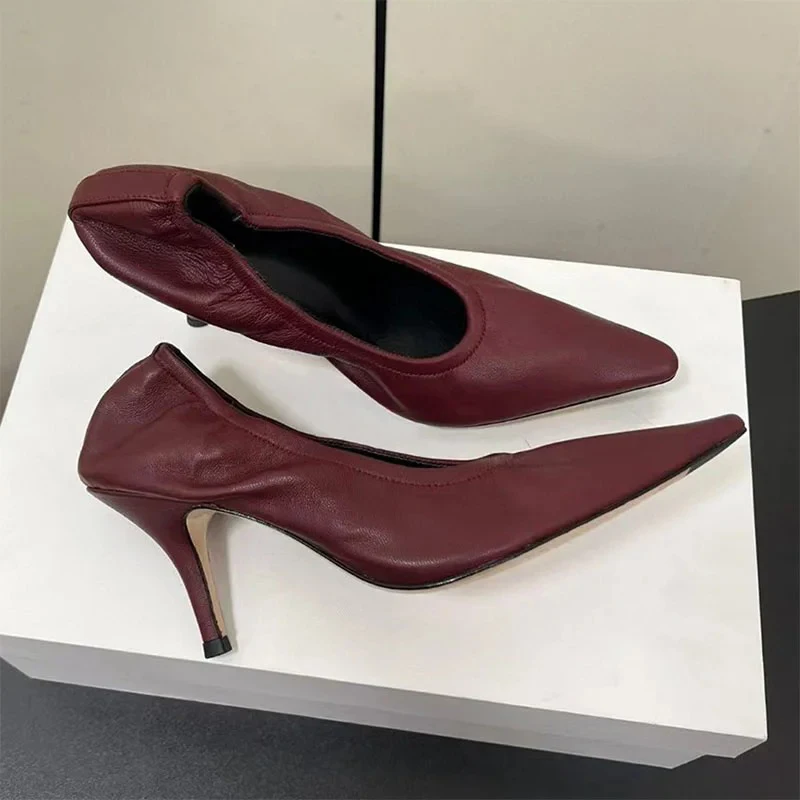 New Style High Heels Women Pumps Pointed Toe Slip-on Genuine Leather Pleated Runway Shoes Woman Stiletto Women's Shoes
New Style High Heels Women Pumps Pointed Toe Slip-on Genuine Leather Pleated Runway Shoes Woman Stiletto Women's Shoes