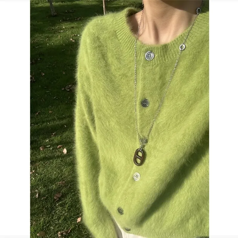Loose And High-End Green Round Neck Sweater Jacket For Women'S Autumn And Winter Wear, Thick Soft And Plush Cardigan
Loose And High-End Green Round Neck Sweater Jacket For Women'S Autumn And Winter Wear, Thick Soft And Plush Cardigan