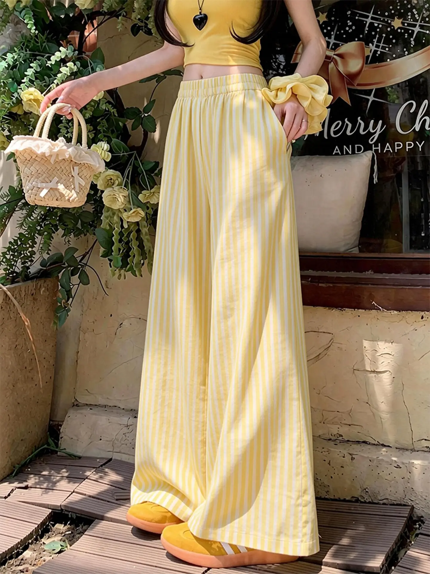 Dopamine Yellow Striped Wide Leg Pants Women's Spring Summer New Loose Lazy Style High Waist Straight Casual Trousers
Dopamine Yellow Striped Wide Leg Pants Women's Spring Summer New Loose Lazy Style High Waist Straight Casual Trousers
