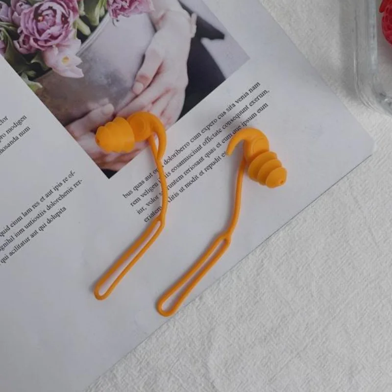 Anti-Lost Rope Swimming Earplugs, 3-Layer Sound Insulation Soft Silicone Waterproof Ear Plugs for Swimming Shower Surfing Pool
Anti-Lost Rope Swimming Earplugs, 3-Layer Sound Insulation Soft Silicone Waterproof Ear Plugs for Swimming Shower Surfing Pool