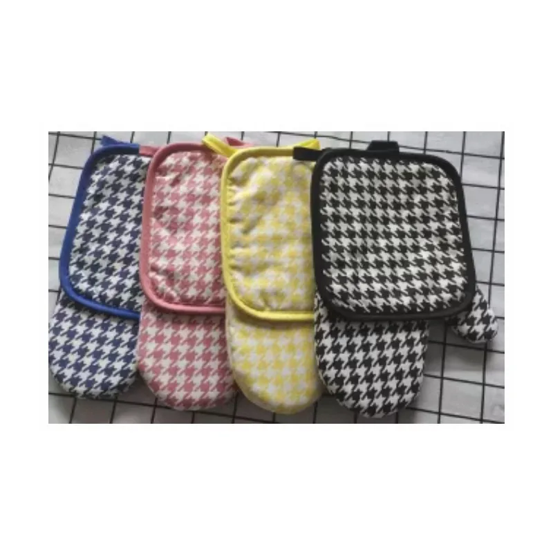Factory source oven mitts microwave kitchen baking heat insulation anti-scald thickened birdseye gloves
Factory source oven mitts microwave kitchen baking heat insulation anti-scald thickened birdseye gloves