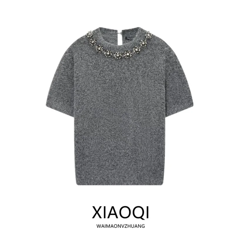 Winter New Arrival Women's Knitted ort Sve round Ne Beaded Jewelry Decorated Versatile Top European Sle Faion
Winter New Arrival Women's Knitted ort Sve round Ne Beaded Jewelry Decorated Versatile Top European Sle Faion