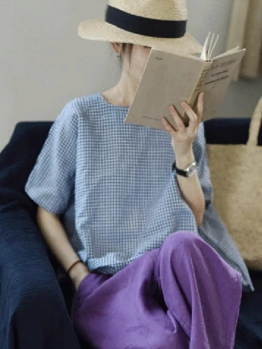 Retro Cotton Linen Plaid ort Sve T-irt Women Summer Loose Slimming Casual Square Collar Linen Top Comfortable Fit
Retro Cotton Linen Plaid ort Sve T-irt Women Summer Loose Slimming Casual Square Collar Linen Top Comfortable Fit