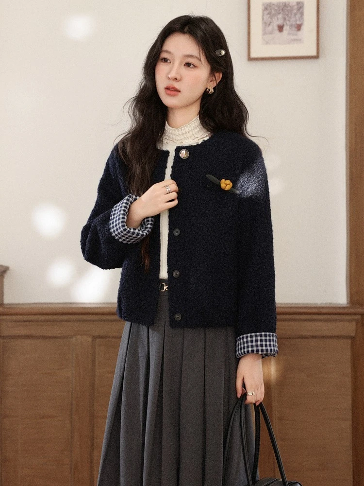 ALXNAN Plus Size Women's Winter Jacket 2025 Fashion Plaid Patchwork 3D Flower Design Short Coat Casual Warm Outerwears D662188
ALXNAN Plus Size Women's Winter Jacket 2025 Fashion Plaid Patchwork 3D Flower Design Short Coat Casual Warm Outerwears D662188