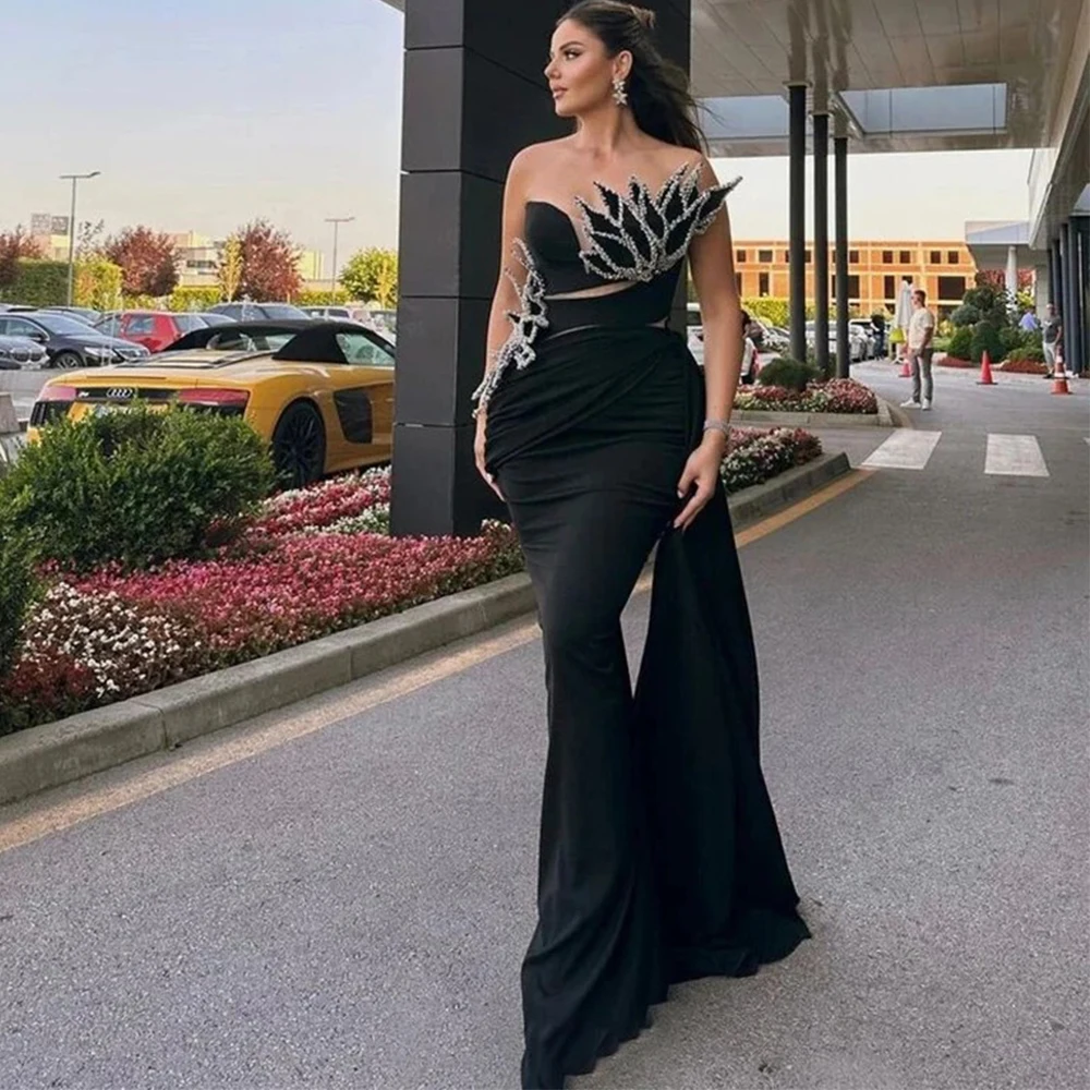 Charming Strapless Sleeveless Evening Dress Tiered Handmade Leaf Sheath Mermaid Floor Length Black Pleat Customized Party Gown
Charming Strapless Sleeveless Evening Dress Tiered Handmade Leaf Sheath Mermaid Floor Length Black Pleat Customized Party Gown