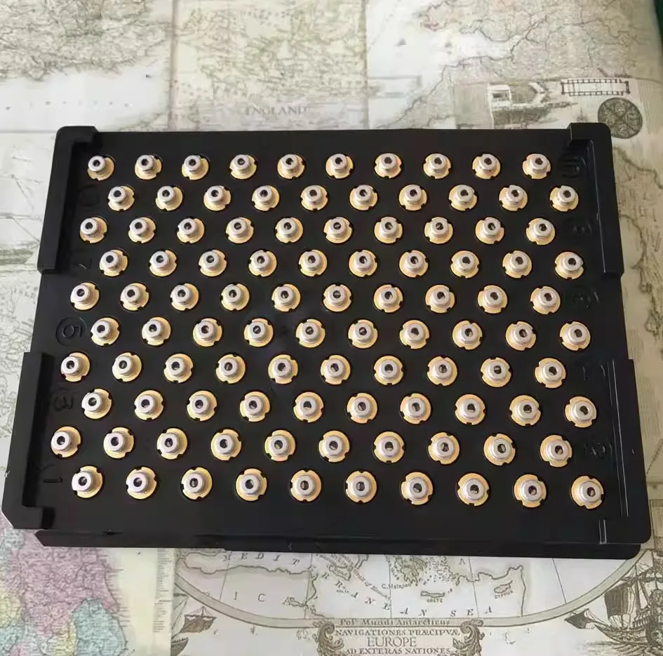 10 шт. новый оригинальный Sony SLD1233 660 нм 100 МВт красный лазерный диод LD TO18/5,6 мм
10 шт. новый оригинальный Sony SLD1233 660 нм 100 МВт красный лазерный диод LD TO18/5,6 мм