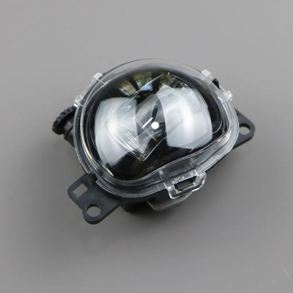 LED Front RH Bumper Fog Light Lamp 32365035 32228795 For Volvo S90 21-24 V90 21-24 C40 20-24 XC40 17-24
LED Front RH Bumper Fog Light Lamp 32365035 32228795 For Volvo S90 21-24 V90 21-24 C40 20-24 XC40 17-24