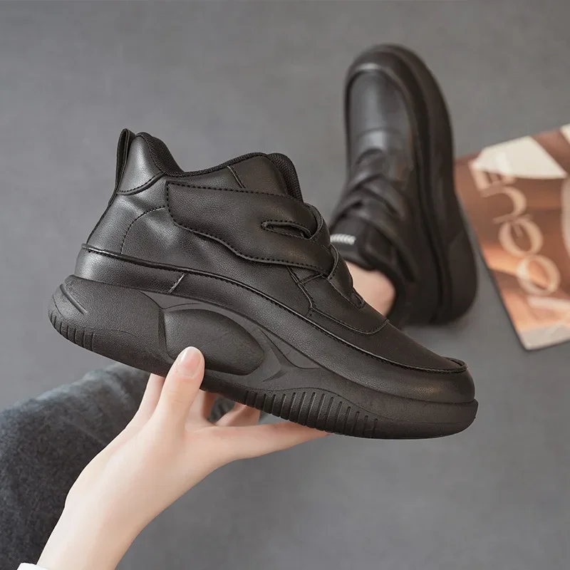 2025 Autumn and Winter Leather Shoes Women's Multi-functional Leisure Sports Shoes High Quality Comfortable Lefu Shoes
2025 Autumn and Winter Leather Shoes Women's Multi-functional Leisure Sports Shoes High Quality Comfortable Lefu Shoes