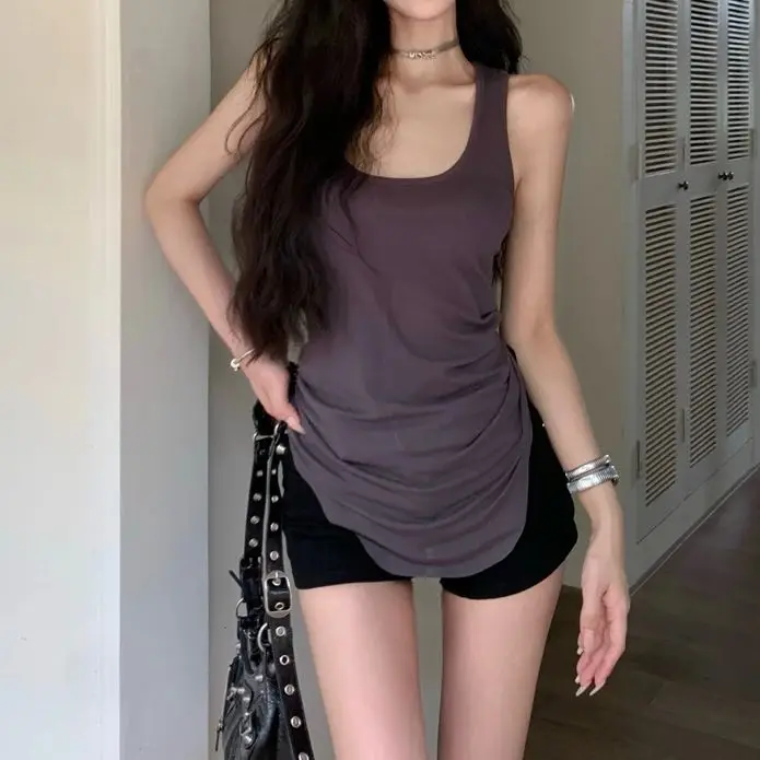 Women's Black Gothic Crop Top Y2k Tank Top Vintage Streetwear Harajuku Sleeveless Off Shoulder Camisole Corset Top 2000s Clothes
Women's Black Gothic Crop Top Y2k Tank Top Vintage Streetwear Harajuku Sleeveless Off Shoulder Camisole Corset Top 2000s Clothes