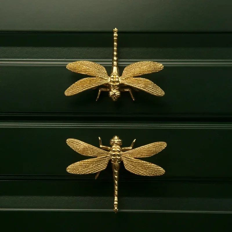 Nordic Gold Dragonfly Single Hole Brass Furniture Handle Luxurious Kitchen Drawer Knobs Bedroom Wardrobe Dresser Cabinet Pulls
Nordic Gold Dragonfly Single Hole Brass Furniture Handle Luxurious Kitchen Drawer Knobs Bedroom Wardrobe Dresser Cabinet Pulls