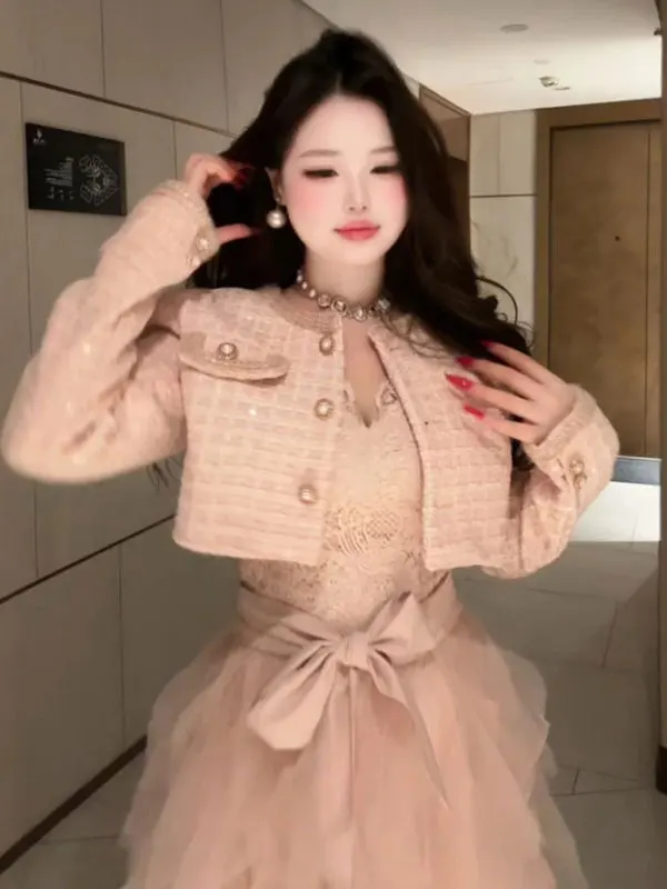 Rich Girl Style Mesh Dress Set Short Coat And Dress Combination Youthful Look Spring Fashion Elegant V-Neck Long Sleeve
Rich Girl Style Mesh Dress Set Short Coat And Dress Combination Youthful Look Spring Fashion Elegant V-Neck Long Sleeve