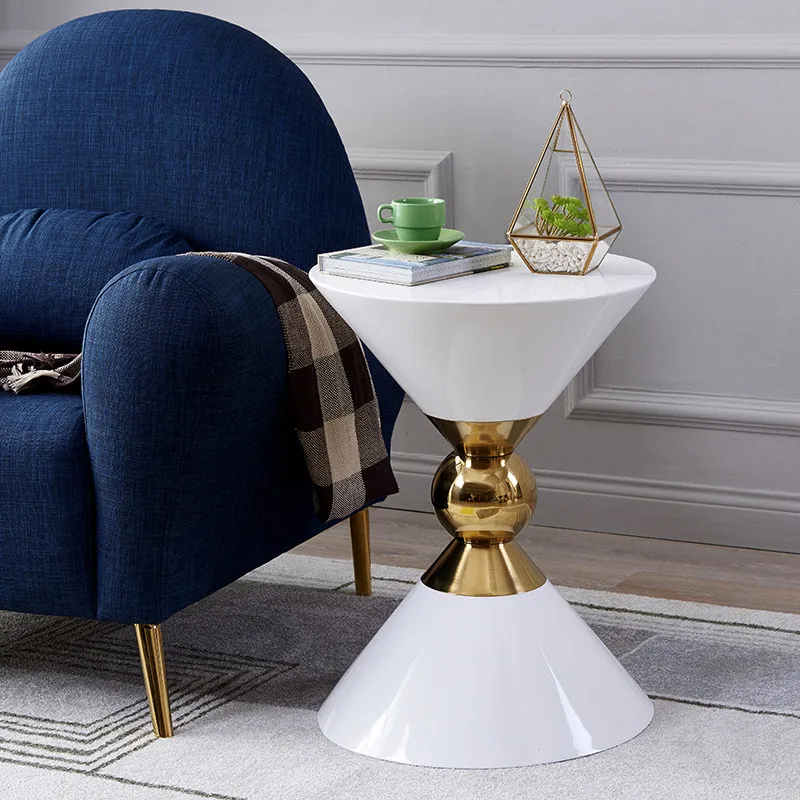 Simple, creative and fashionable sofa edge corner few Nordic light luxury small round few living room mobile side few small tabl
Simple, creative and fashionable sofa edge corner few Nordic light luxury small round few living room mobile side few small tabl