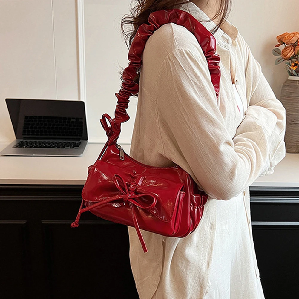 Elegant Shoulder Bag PU Leather Shoulder Satchel with Zipper Closure Lady New Handbags Pleated Hand Underarm Bag for Women
Elegant Shoulder Bag PU Leather Shoulder Satchel with Zipper Closure Lady New Handbags Pleated Hand Underarm Bag for Women