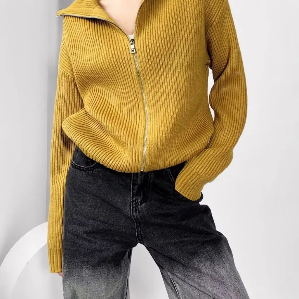 Women's Korean-Style Turtleneck Sweater Double Zipper Solid Color Loose Fit Soft Knitted Cardigan for Autumn Winter
Women's Korean-Style Turtleneck Sweater Double Zipper Solid Color Loose Fit Soft Knitted Cardigan for Autumn Winter