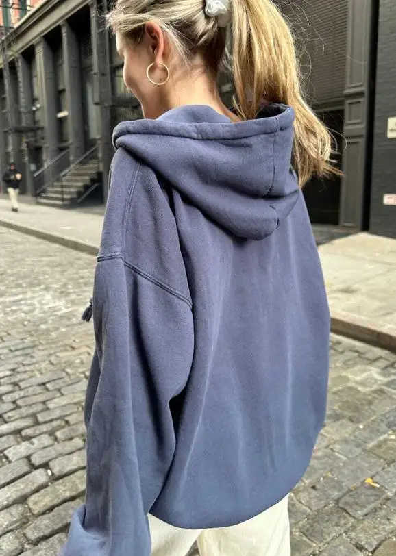 Autumn and Winter Women's Sweatshirt Zip Up Hoodie Drawstring Collar and Pocket Design Casual Outerwear
Autumn and Winter Women's Sweatshirt Zip Up Hoodie Drawstring Collar and Pocket Design Casual Outerwear 