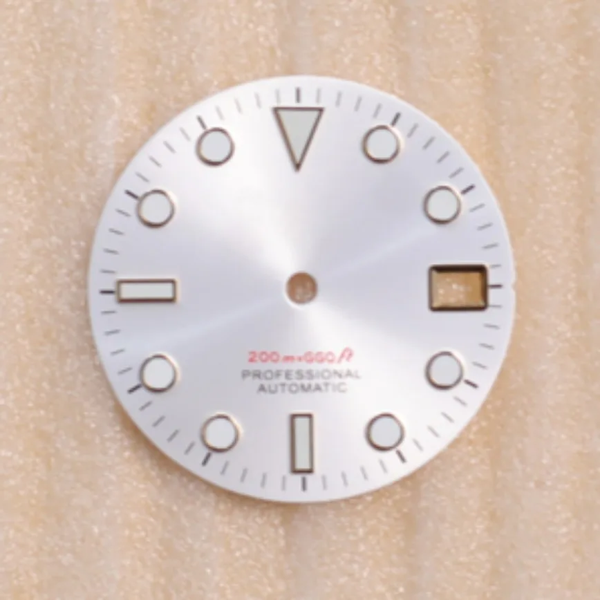 Sunburst Dial NH35 Dial 28.5mm Pink Blue Gold Black Green Luminous for NH35/NH36 Movement Watch Accessories
Sunburst Dial NH35 Dial 28.5mm Pink Blue Gold Black Green Luminous for NH35/NH36 Movement Watch Accessories