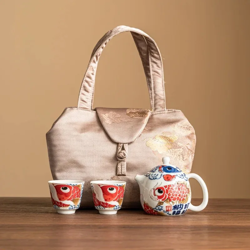 4Pcs Xianglong Nafu Teapot Make Tea for Outdoor Camping 1Pot 2 Cups of High-end Portable Kung Fu Travel TeaSet Gift Tea Services
4Pcs Xianglong Nafu Teapot Make Tea for Outdoor Camping 1Pot 2 Cups of High-end Portable Kung Fu Travel TeaSet Gift Tea Services