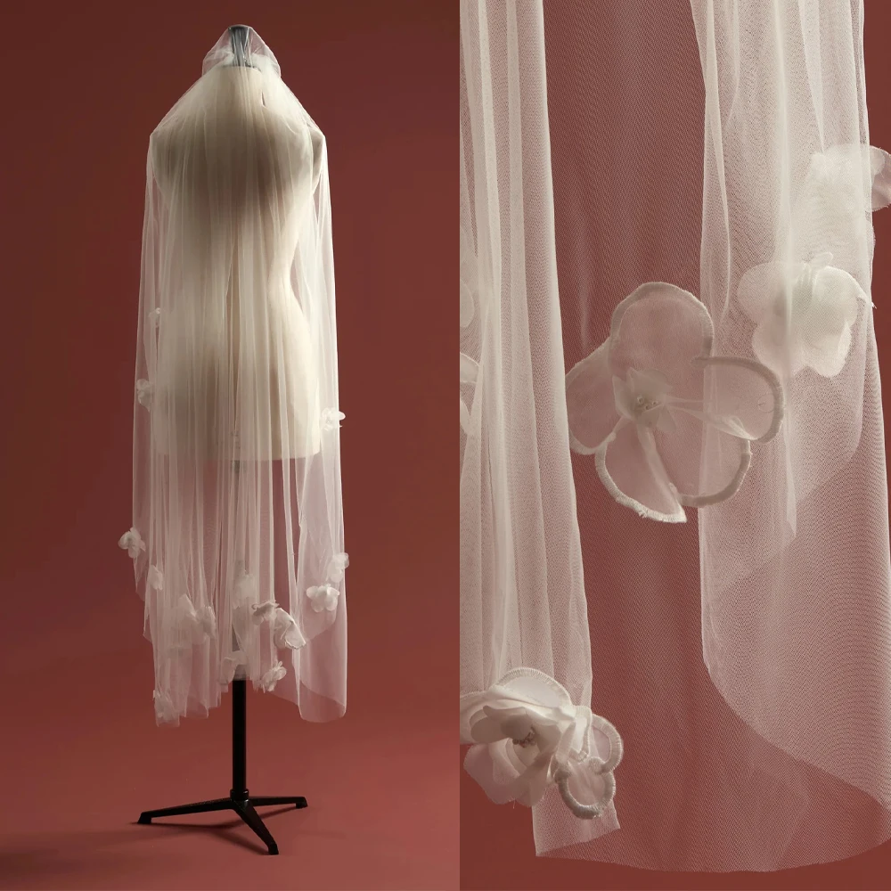 Noble Pearls 3D Flowers Wedding Veil with Comb Fingertip Length Short Bridal Marriage Bridal Veil Marriage Accessories Bespoke
Noble Pearls 3D Flowers Wedding Veil with Comb Fingertip Length Short Bridal Marriage Bridal Veil Marriage Accessories Bespoke
