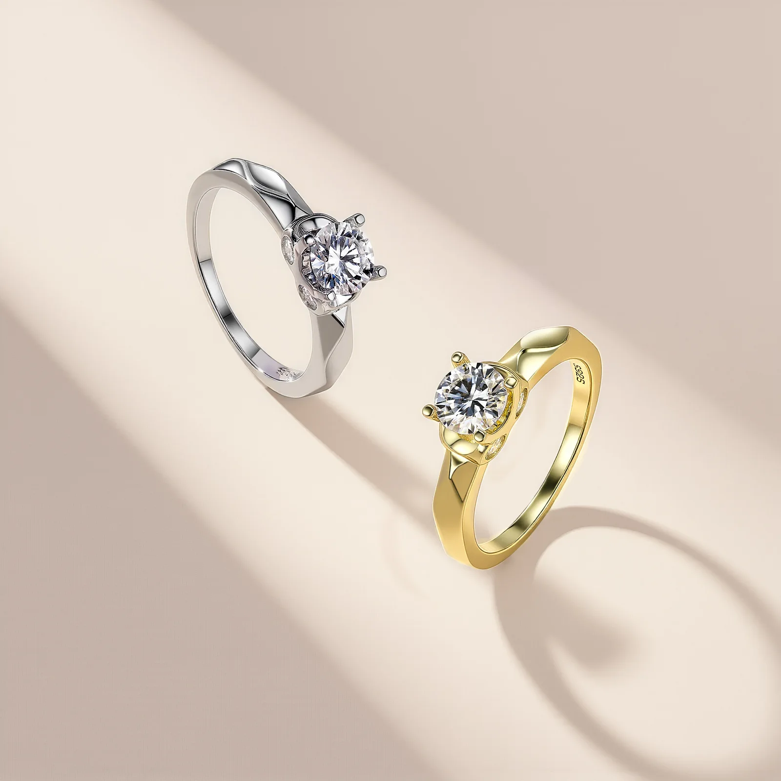 Серебряное кольцо S925 с позолотой 18К, инкрустированное муассанитом, модное женское кольцо 1.1 карата, подарок для женщин
Серебряное кольцо S925 с позолотой 18К, инкрустированное муассанитом, модное женское кольцо 1.1 карата, подарок для женщин