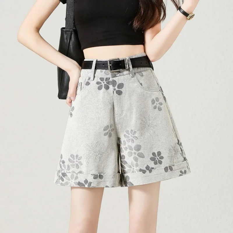 High Waist Floral Print Denim Shorts Women Roll Hem A Line Wide Leg Four Point Pants Summer
High Waist Floral Print Denim Shorts Women Roll Hem A Line Wide Leg Four Point Pants Summer