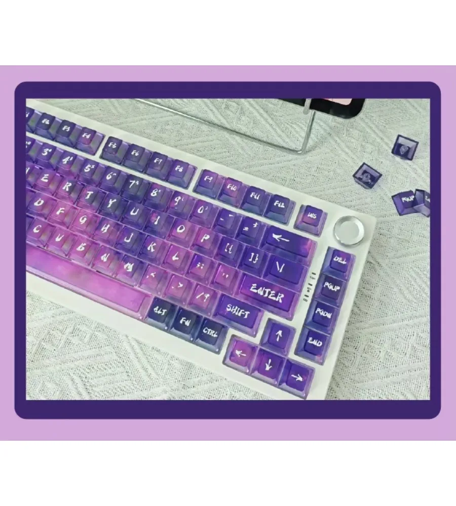 Dreamy purple haze themed keycap set features a misty gradient effect for a soft atmospheric glow
Dreamy purple haze themed keycap set features a misty gradient effect for a soft atmospheric glow