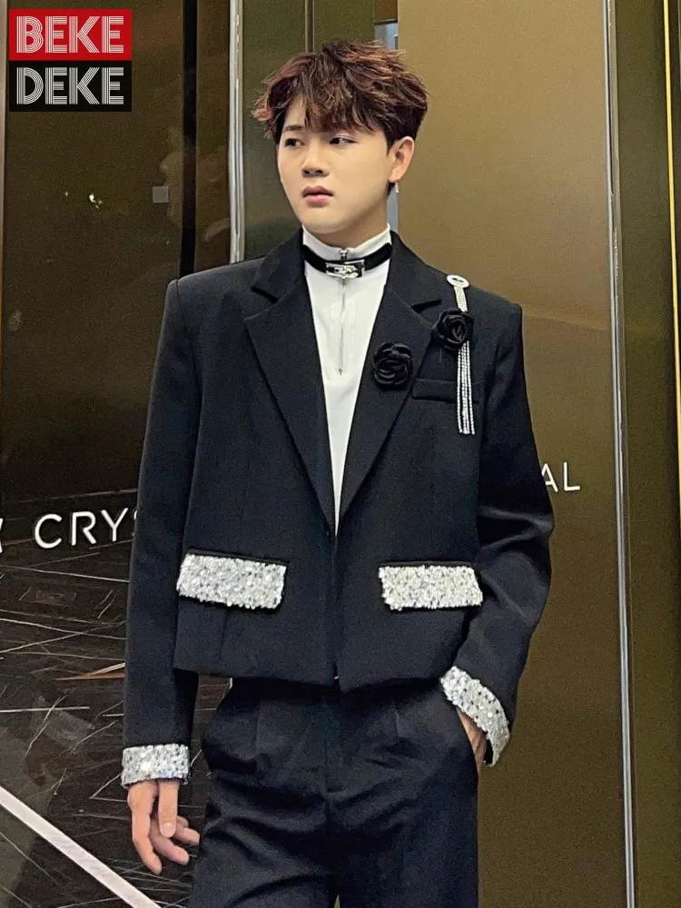 Party Mens Suit Jacket Sequin Fashion Spliced Flower Tassels Short Coat Long Sleeve Black Single Button Designer Runway Jackets
Party Mens Suit Jacket Sequin Fashion Spliced Flower Tassels Short Coat Long Sleeve Black Single Button Designer Runway Jackets