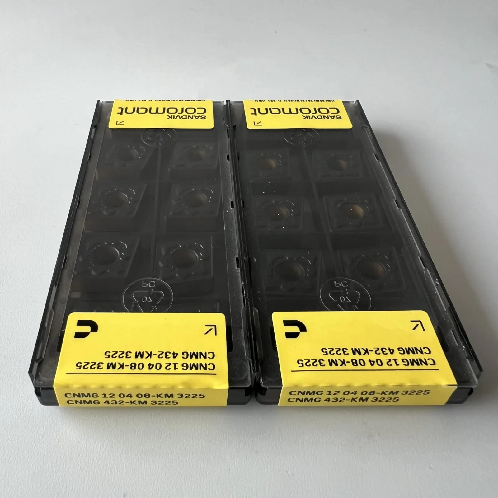 SANDVIK / CNMG120408-KM 3225 / Оригинальное шведское лезвие из твердого сплава, 10 шт.
SANDVIK / CNMG120408-KM 3225 / Оригинальное шведское лезвие из твердого сплава, 10 шт.