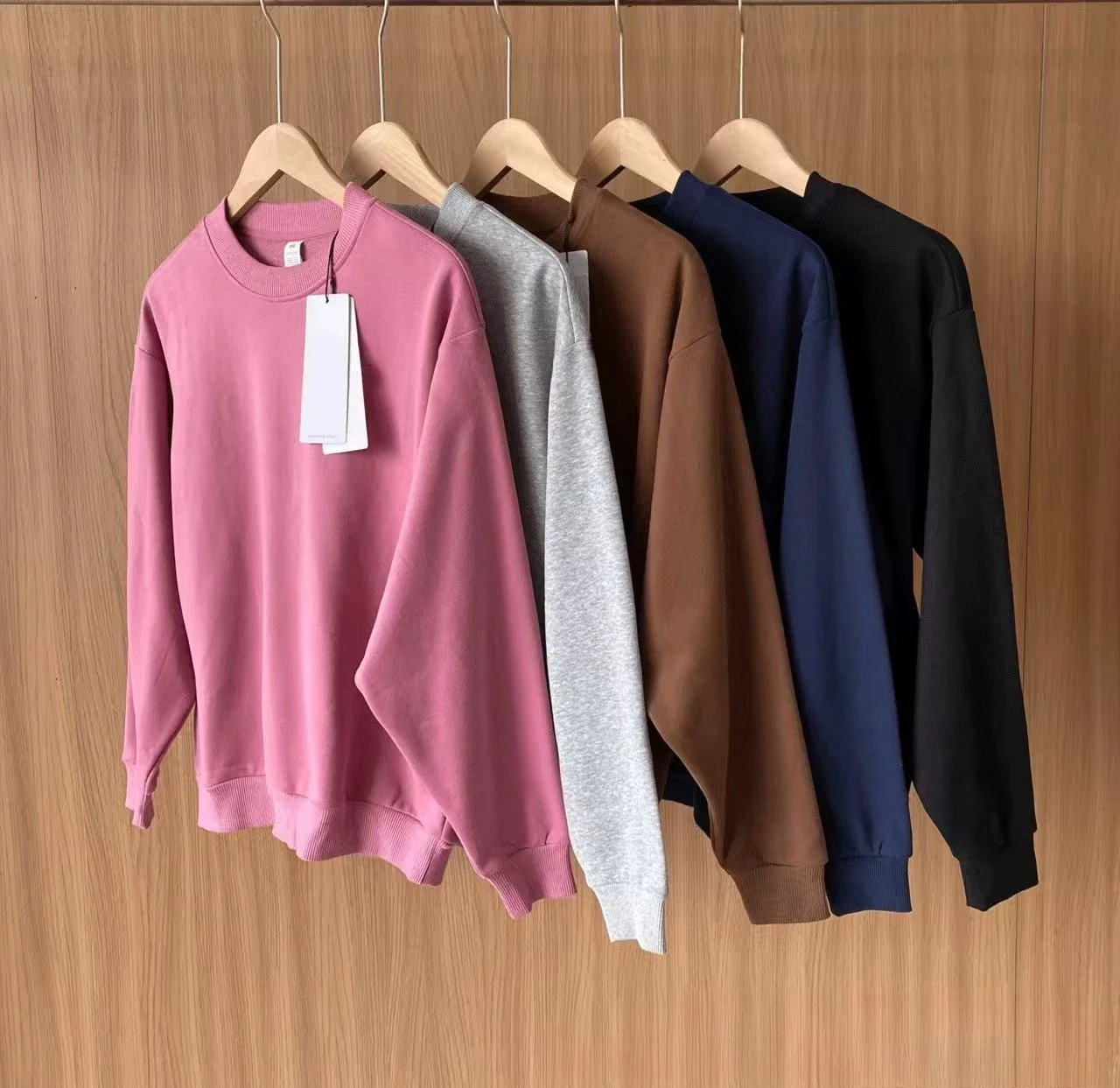 lo Unisex Loose Crew Neck Pullover Yoga Accolade Straight Leg Sweatpant Tracksuit Pants Sports Spring Autumn Top
lo Unisex Loose Crew Neck Pullover Yoga Accolade Straight Leg Sweatpant Tracksuit Pants Sports Spring Autumn Top