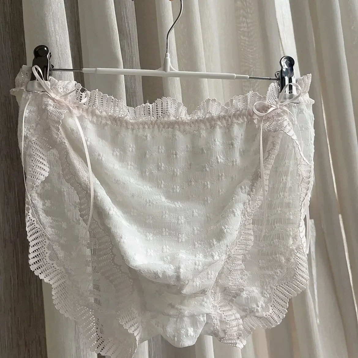 Man's Solid White Handmade Cute Brief BF Panty Bigger Oversize 125kg can wear
Man's Solid White Handmade Cute Brief BF Panty Bigger Oversize 125kg can wear