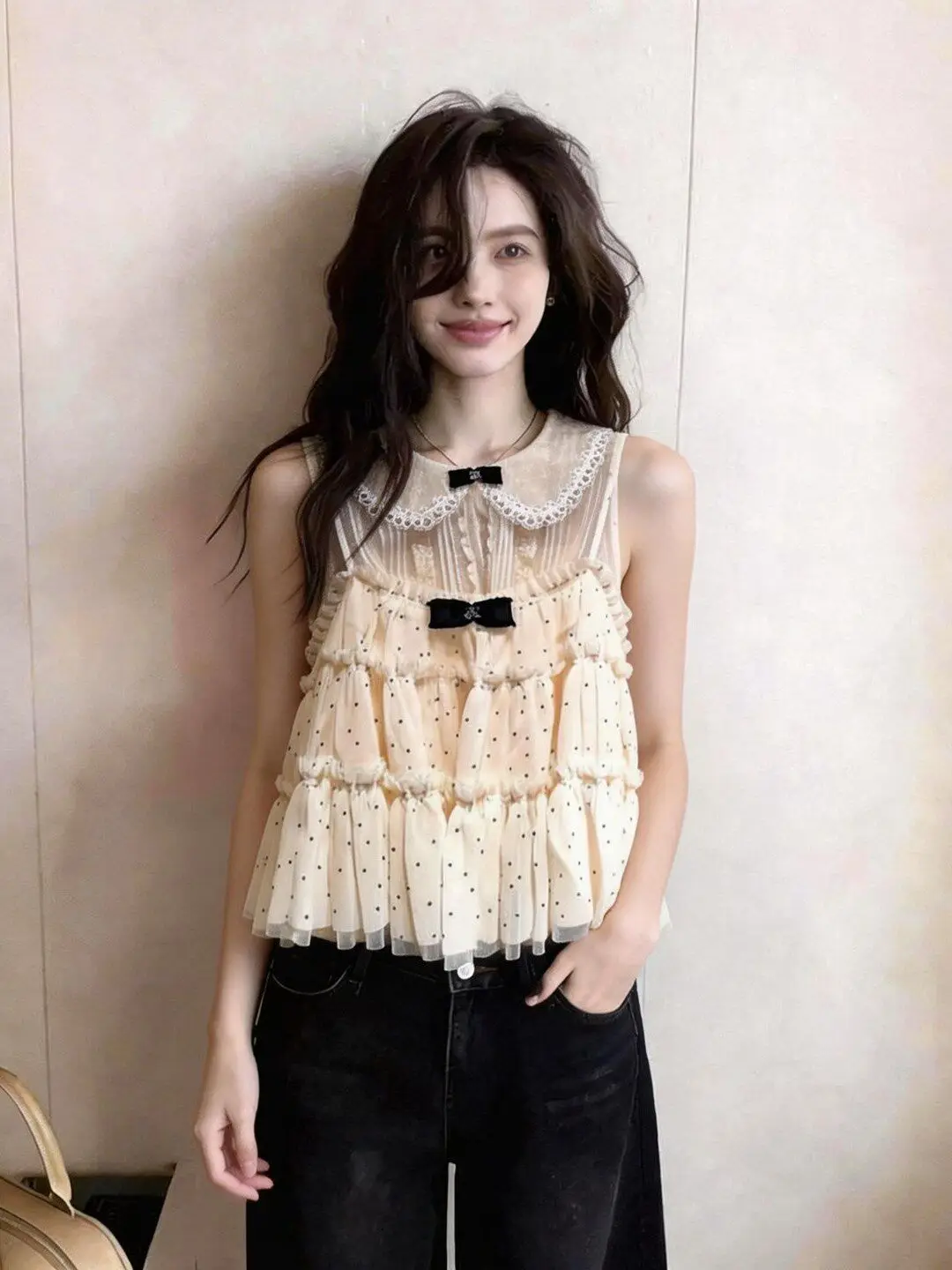 Polka Dot Bow Tie Short Sleeveless Cake Knot Top Trendy Dot Commute Style Straight Cut Large Size Women's Blouse
Polka Dot Bow Tie Short Sleeveless Cake Knot Top Trendy Dot Commute Style Straight Cut Large Size Women's Blouse