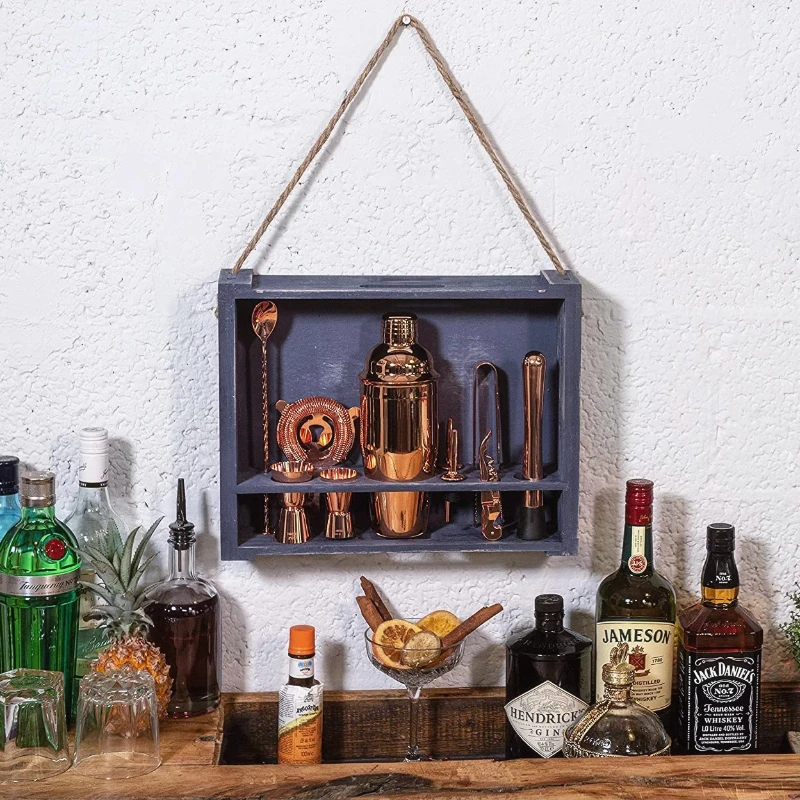 Stainless steel cocktail set rose gold, shaker cup, shaker cup, wooden frame, wooden frame.
Stainless steel cocktail set rose gold, shaker cup, shaker cup, wooden frame, wooden frame.
