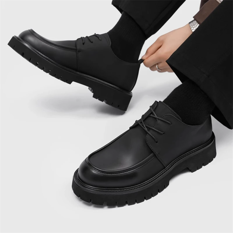 Casual Leather Shoes for Students And Youth Black Suit Shoes Simple Style Formal Wear Lace-Up Design Suitable for Daily Use
Casual Leather Shoes for Students And Youth Black Suit Shoes Simple Style Formal Wear Lace-Up Design Suitable for Daily Use