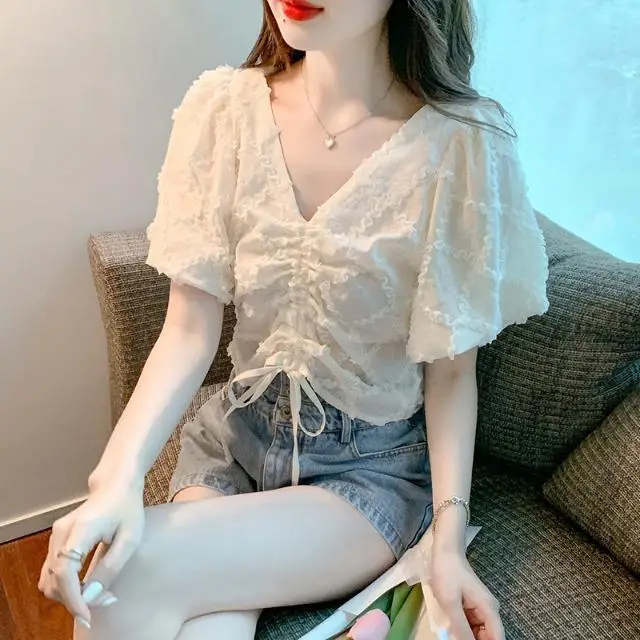 French Bubble Sleeve Chiffon Top Women Waisted Short Fashion V-Neck Short Sleeved Shirt
French Bubble Sleeve Chiffon Top Women Waisted Short Fashion V-Neck Short Sleeved Shirt
