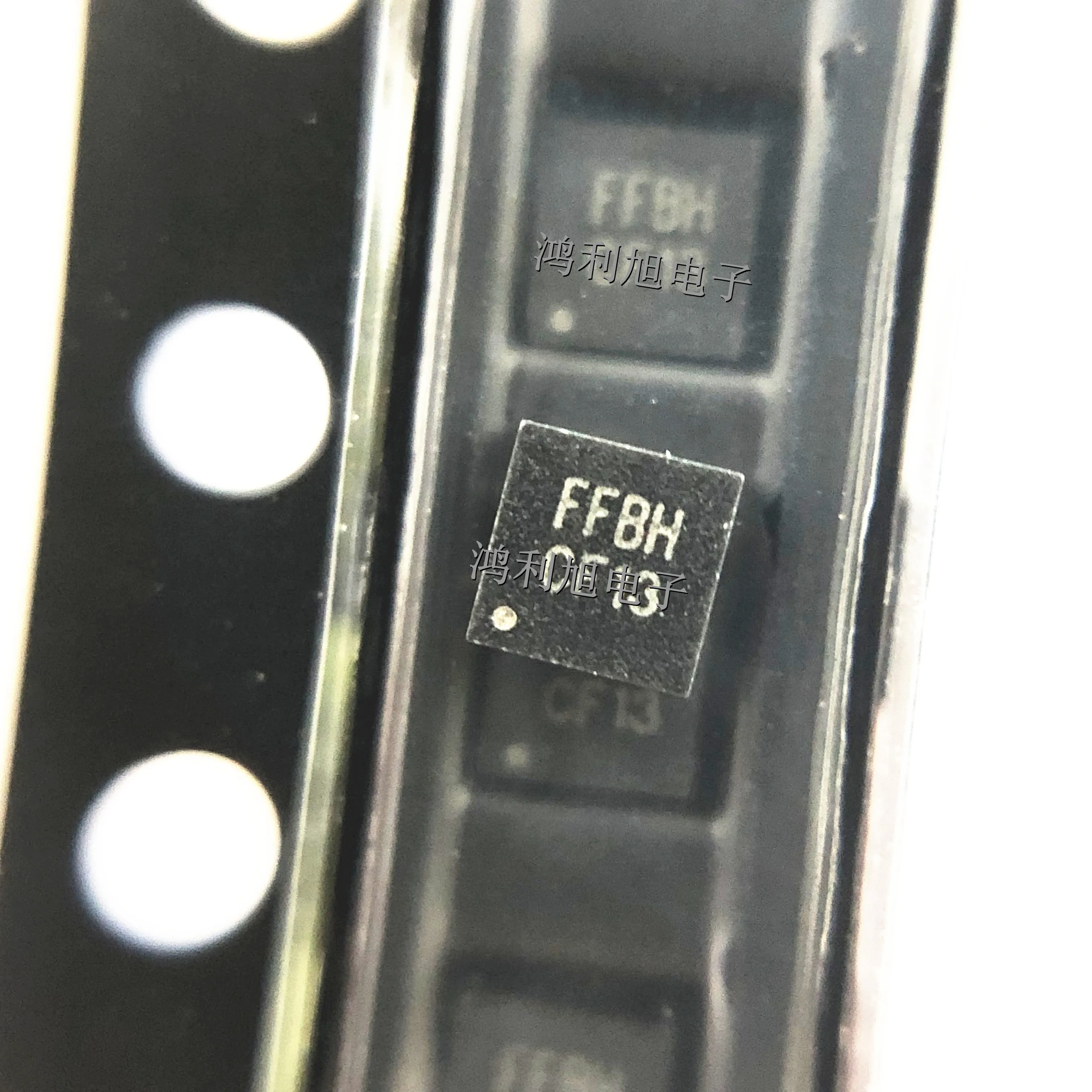 10PCS/Lot CS5517T MARKING: FFBH DFN-8 low-power 600mA output DC-DC boost IC original stock
10PCS/Lot CS5517T MARKING: FFBH DFN-8 low-power 600mA output DC-DC boost IC original stock
