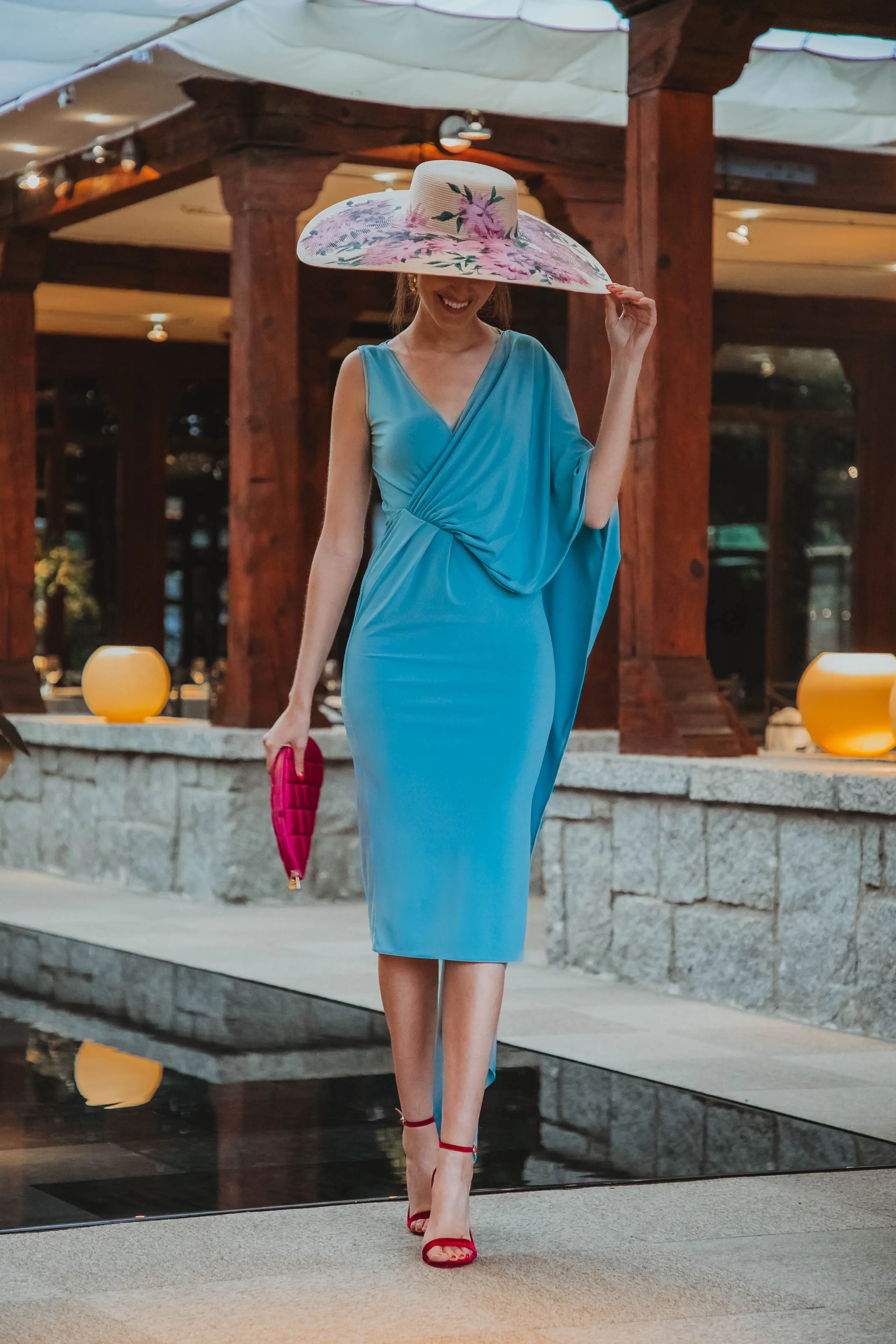 Hot Mother of The Bride Dresses for Wedding Party Guest Gowns Knee Length Draped on Shoulder V Neck Elastic Turquoise Customize
Hot Mother of The Bride Dresses for Wedding Party Guest Gowns Knee Length Draped on Shoulder V Neck Elastic Turquoise Customize