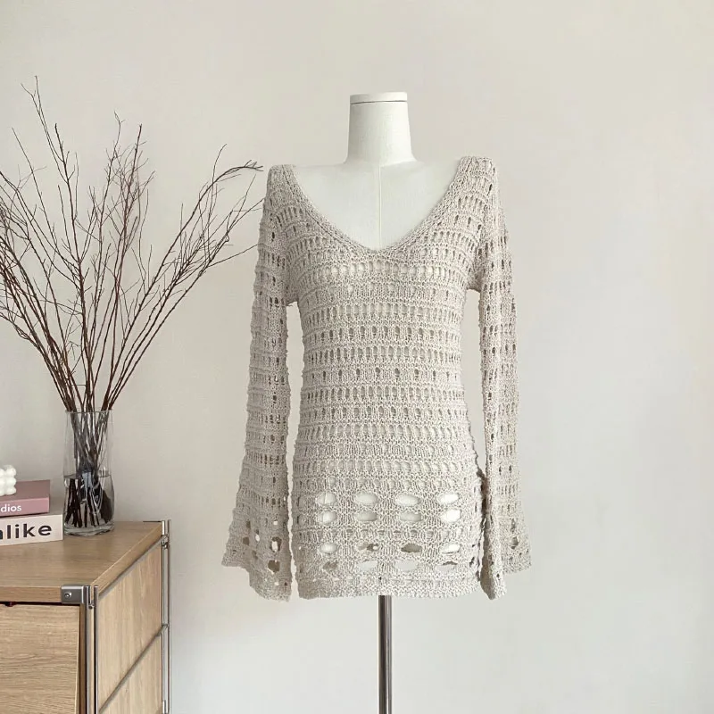V-neck Chic Sexy Knit Sweater Women Korean Fashion Sweet Solid Color Autumn And Winter Women's Aesthetic Pullover Sweater
V-neck Chic Sexy Knit Sweater Women Korean Fashion Sweet Solid Color Autumn And Winter Women's Aesthetic Pullover Sweater