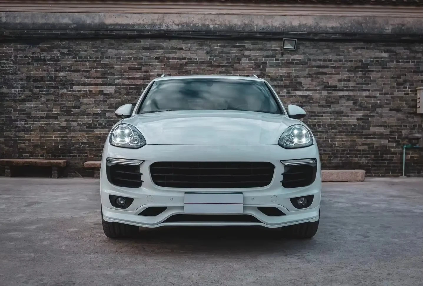 958.2 MK2 2015-2017 Front Lip Bumper Rear Diffuser Polyurethane Polypropylene Material TKT Style KM Body Kit
958.2 MK2 2015-2017 Front Lip Bumper Rear Diffuser Polyurethane Polypropylene Material TKT Style KM Body Kit