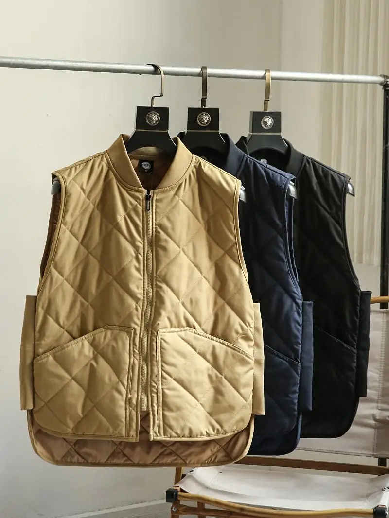 Autumn Winter New Sle Retro Japanese Street Pure Color Diamond Stitching Men's Faion Baseball Collar Cotton Vest Jaet
Autumn Winter New Sle Retro Japanese Street Pure Color Diamond Stitching Men's Faion Baseball Collar Cotton Vest Jaet