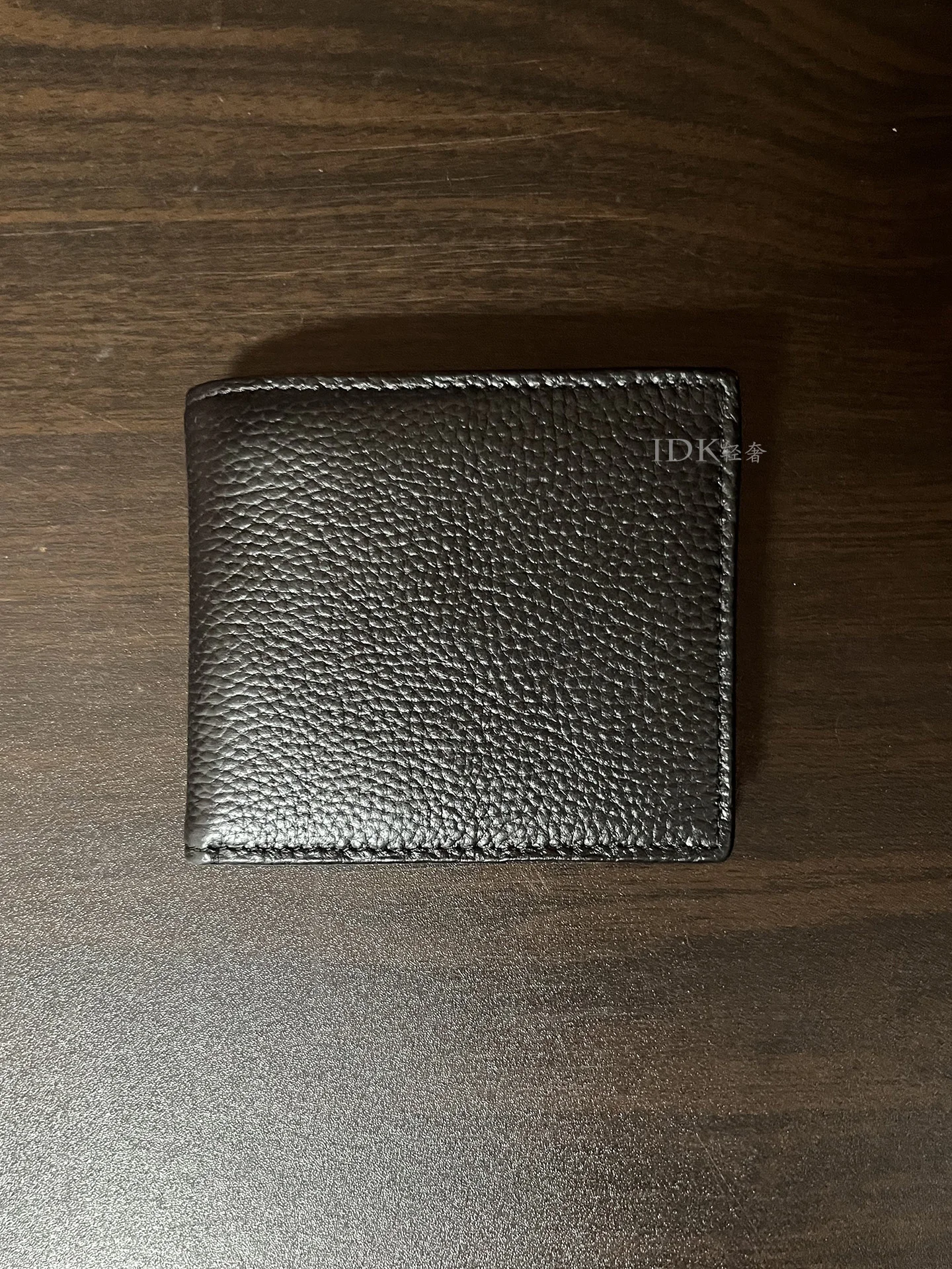 Men's Short Wallet, Retro Minimalist Black Purse, Large Capacity All-in-One Billfold Card Holder
Men's Short Wallet, Retro Minimalist Black Purse, Large Capacity All-in-One Billfold Card Holder
