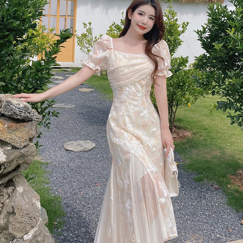 French Mesh Vintage Midi Dress Women Square Collar Fairy Elegant Short Sleeves Party Dresses For Evening Vestidos Summer Y2k2023
French Mesh Vintage Midi Dress Women Square Collar Fairy Elegant Short Sleeves Party Dresses For Evening Vestidos Summer Y2k2023
