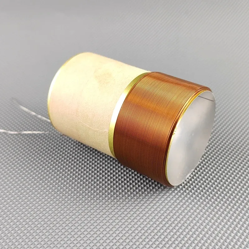 38.5mm low-frequency driver, four layers of pure copper wire, white aluminum coil, 8 ohms, 38 cores
38.5mm low-frequency driver, four layers of pure copper wire, white aluminum coil, 8 ohms, 38 cores