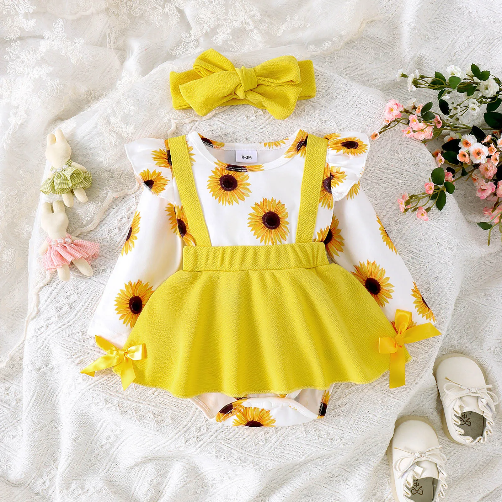 Infant Baby Girls 2Pcs Christmas Outfits Fall Long Sleeve Cartoon Prints Romper Dress + Headband Set Newborn Clothes 0-18Months
Infant Baby Girls 2Pcs Christmas Outfits Fall Long Sleeve Cartoon Prints Romper Dress + Headband Set Newborn Clothes 0-18Months