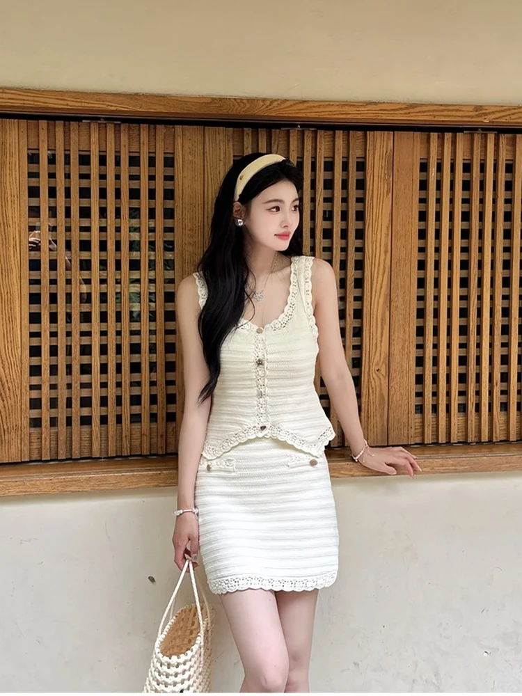 Handmade Hooked Flower Sweater Vest And f Skirt Set Opuline Sle Summer Faion Women's Cotton Two-Piece Suit Commute Wind
Handmade Hooked Flower Sweater Vest And f Skirt Set Opuline Sle Summer Faion Women's Cotton Two-Piece Suit Commute Wind