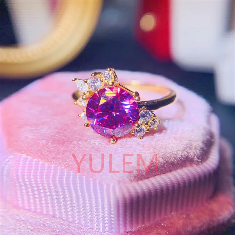 YULEM Female Classic Rose Gold Plated Brilliant Cut 2 Carat Pass Diamond Test Pink Moissanite Engagement Ring Trendy Jewelry
YULEM Female Classic Rose Gold Plated Brilliant Cut 2 Carat Pass Diamond Test Pink Moissanite Engagement Ring Trendy Jewelry