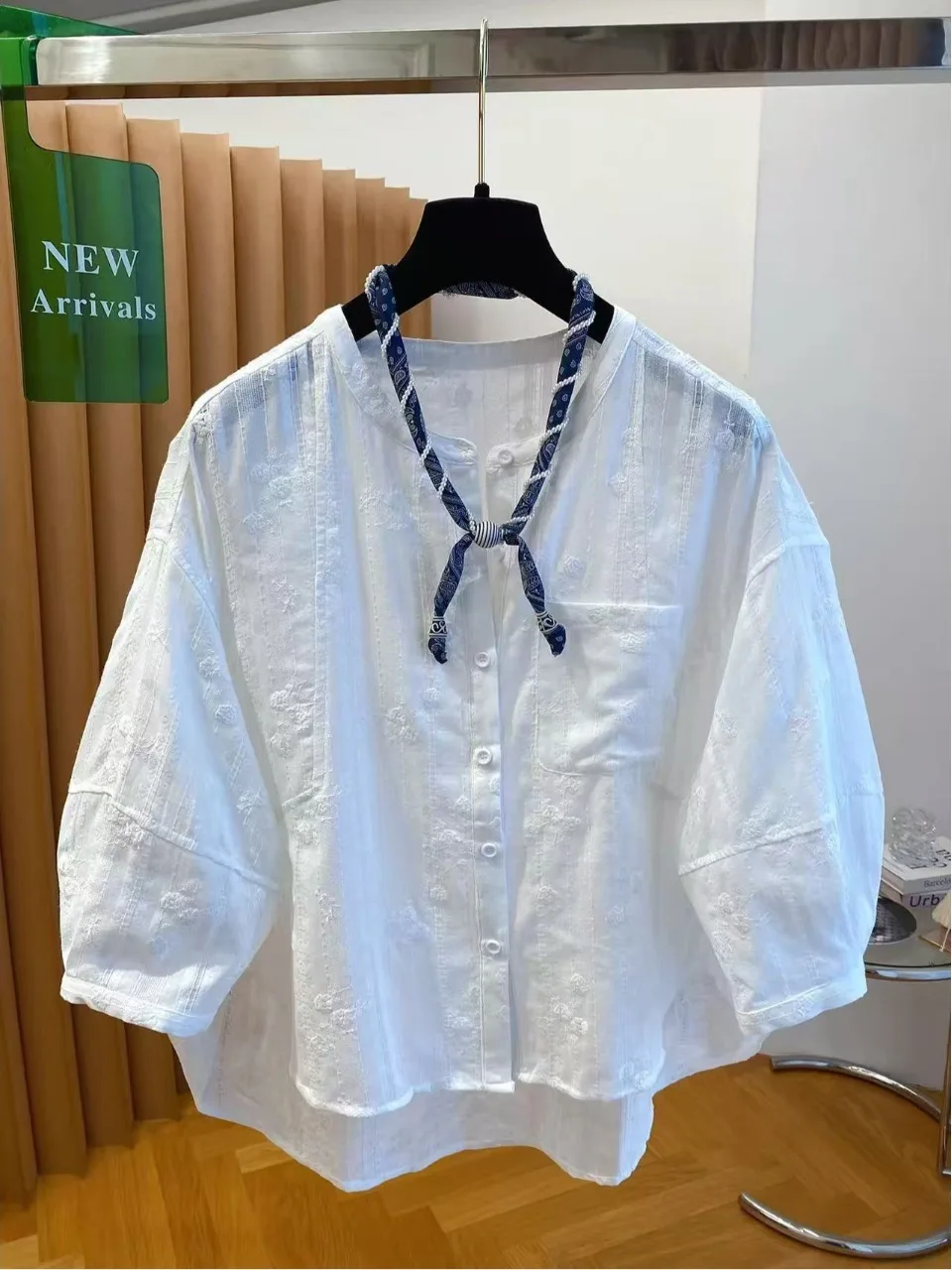 Elegant Simple Women's Cotton Shirt 3/4 Sleeve Embroidered Top Breathable Comfortable Casual Fashion Summer New Arrival
Elegant Simple Women's Cotton Shirt 3/4 Sleeve Embroidered Top Breathable Comfortable Casual Fashion Summer New Arrival