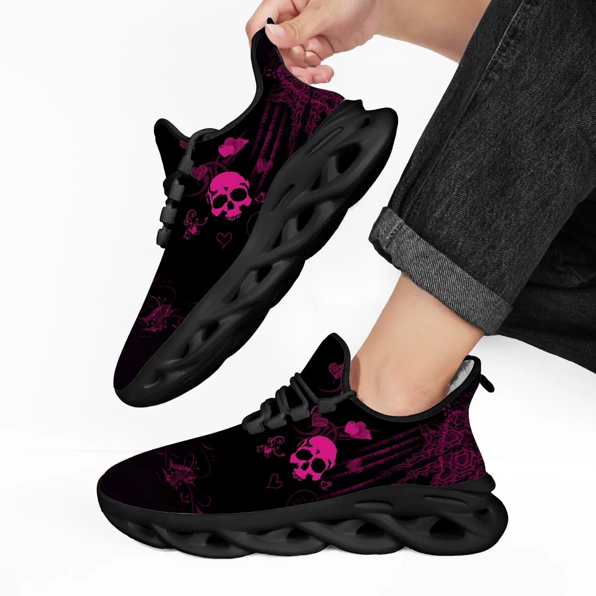 Winter Men Casual Fleece Lined Sports Shoes with Skull Heart Floral Pattern Lightweight Sneakers Outdoor Athletic Jogging Shoes
Winter Men Casual Fleece Lined Sports Shoes with Skull Heart Floral Pattern Lightweight Sneakers Outdoor Athletic Jogging Shoes